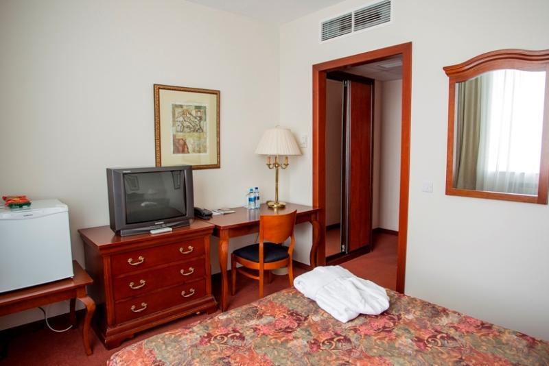 Atyrau Dastan Hotel Buitenkant foto