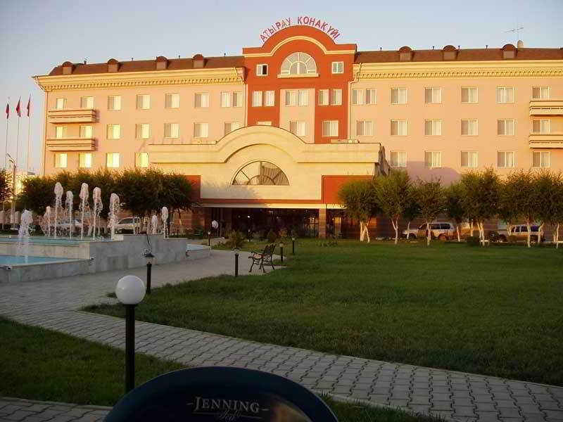 Atyrau Dastan Hotel Buitenkant foto